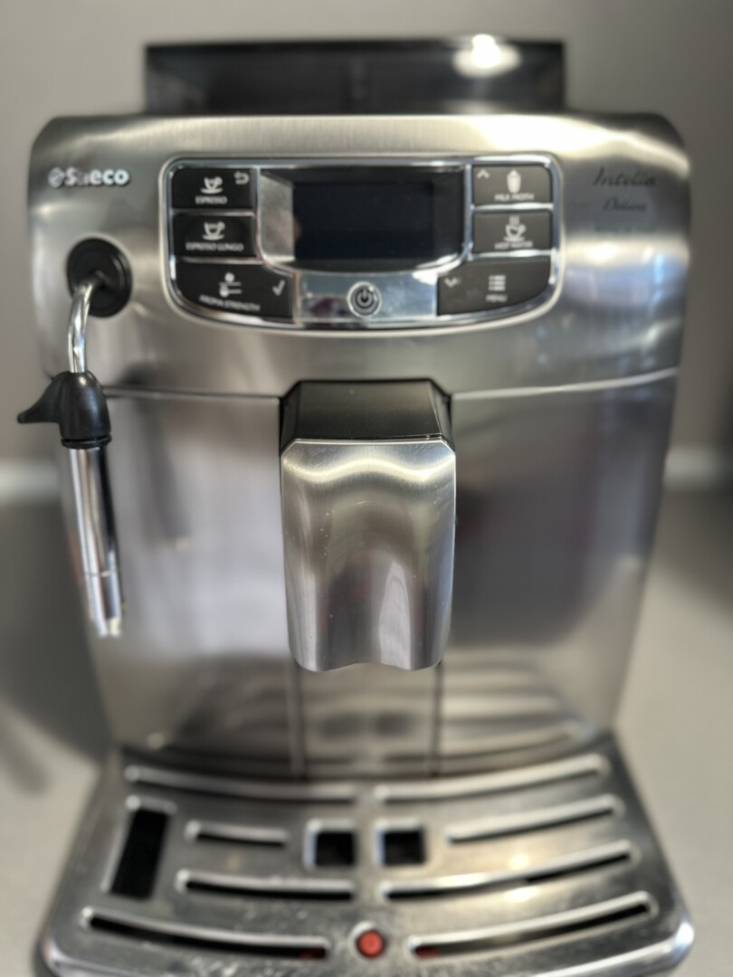 Saeco Intelia Deluxe - Image 2