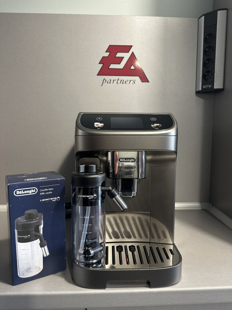 Delonghi Magnifica PLUS ECAM 320.70
